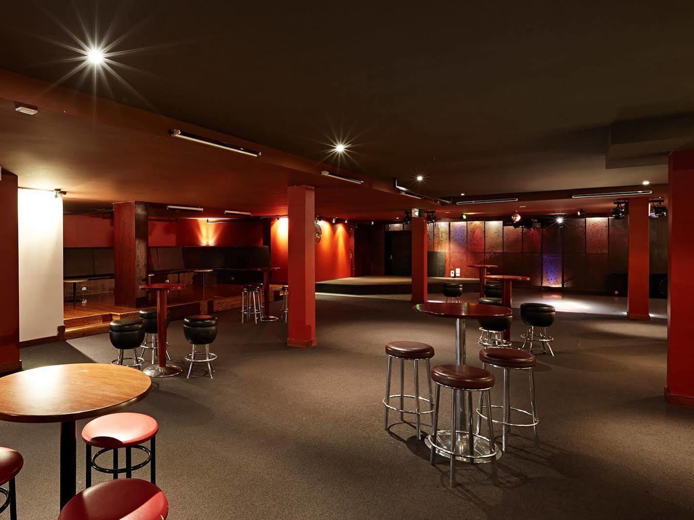 Nightcap At Waltzing Matilda Hotel Springvale Extérieur photo