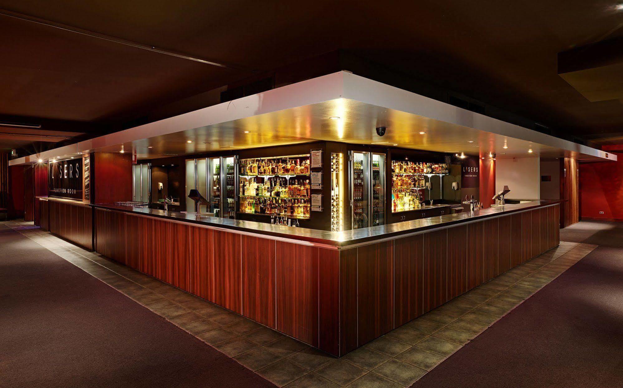 Nightcap At Waltzing Matilda Hotel Springvale Extérieur photo