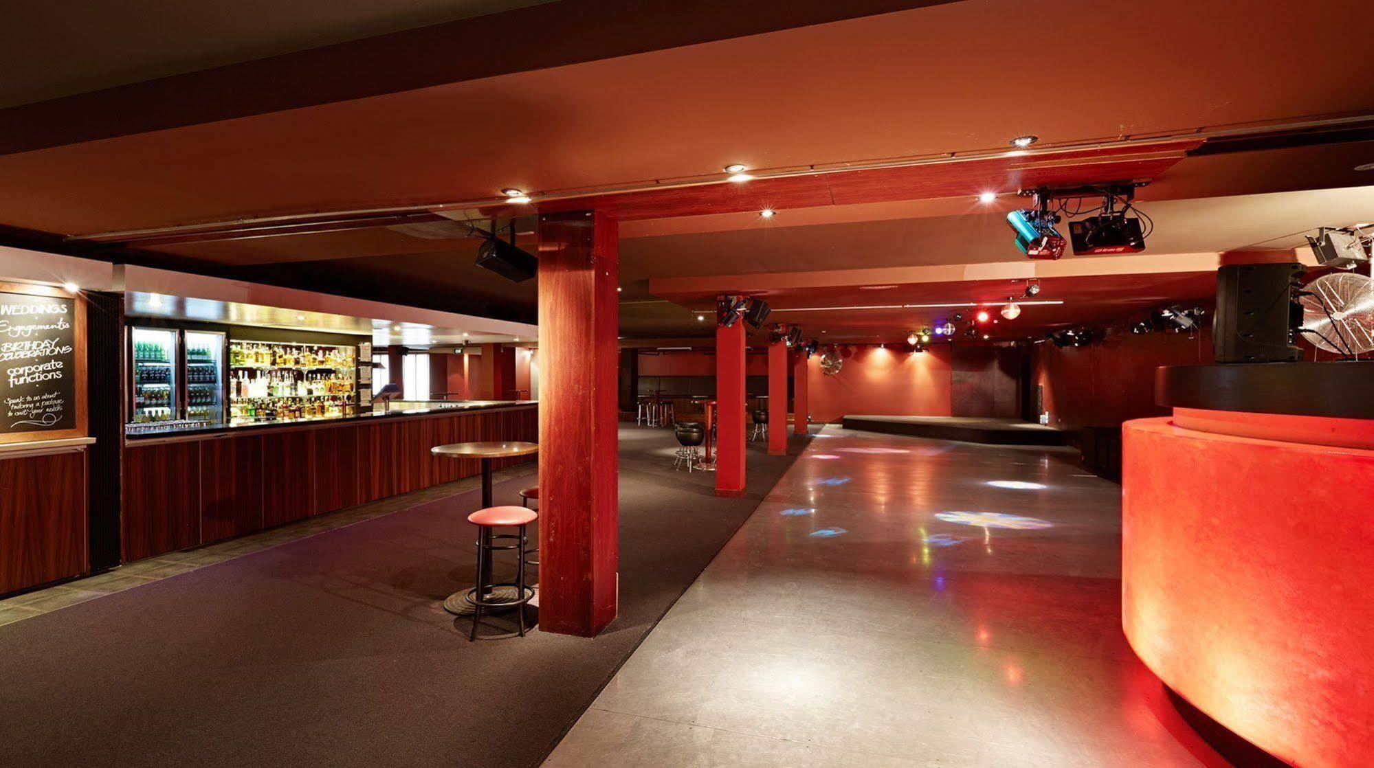 Nightcap At Waltzing Matilda Hotel Springvale Extérieur photo